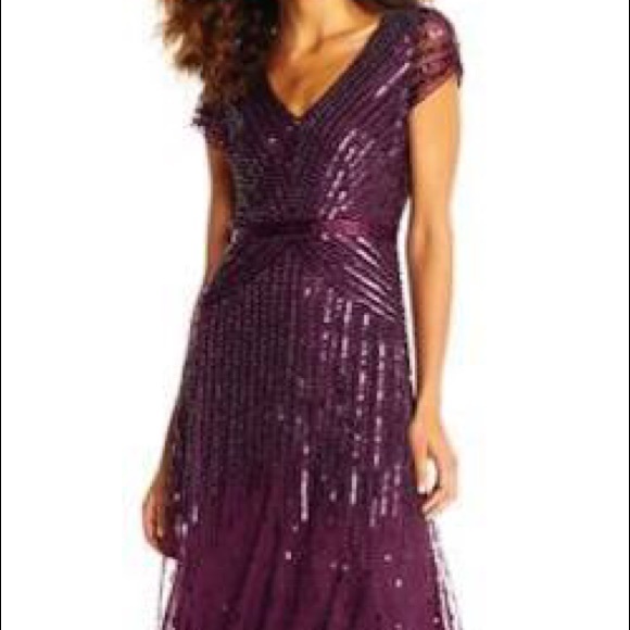 Adrianna Papell Dresses & Skirts - Adrianna Papell full length beaded gown dress.